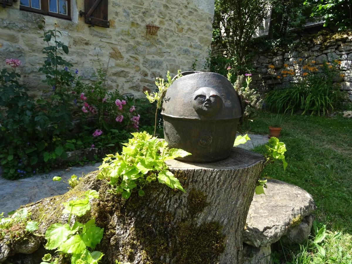 La Terralha Bed and Breakfast Saint-Pierre-Toirac Exteriör bild